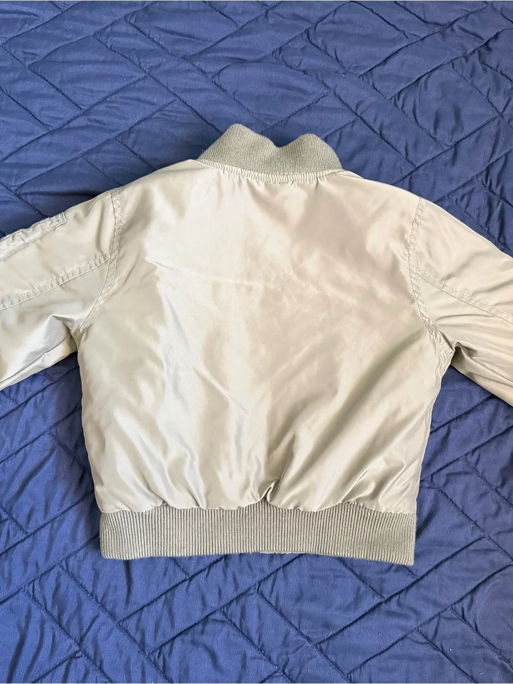 GAP zipped hem